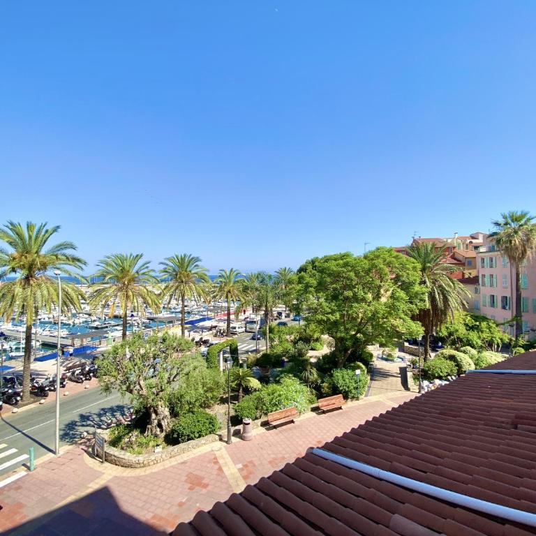 Sablettes Beach-plage-vue mer-centre ville - Studio - Vue sur Mer - 11
