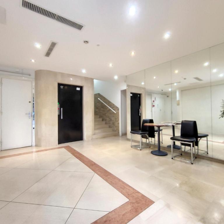 Nestor&Jeeves - ALPHONSE KARR TERRASSE - Hyper center - Close sea - Chic street - Appartement 2 Chambres - 16