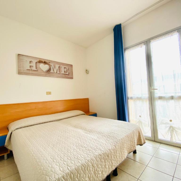 AUGUSTUS - Piazza Mazzini - Vicino al mare - IMMOBIL RELAX - Appartamento con 2 Camere da Letto - 4