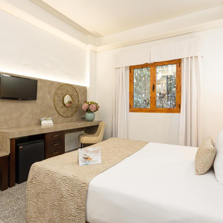 Hotel Plaza Del Castillo - Habitación Doble - 5