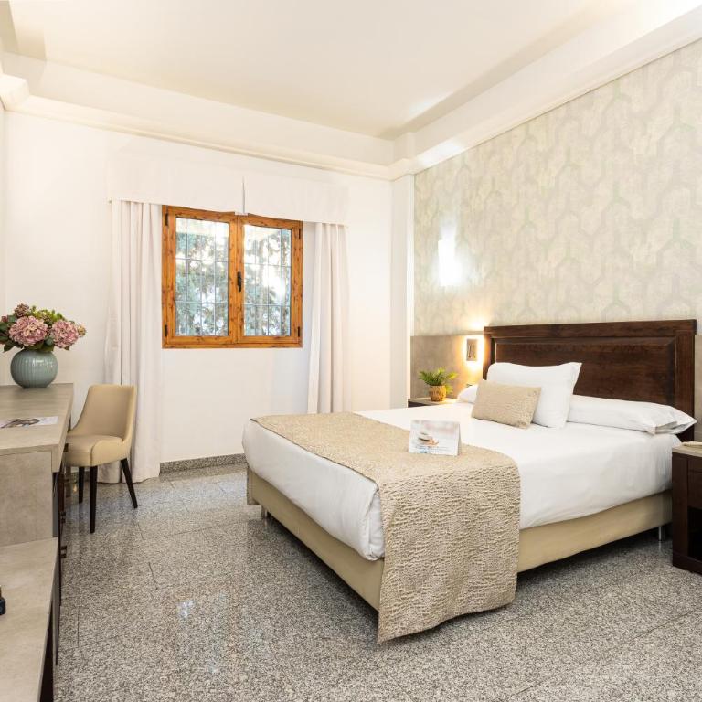 Hotel Plaza Del Castillo - Habitación Doble - 2