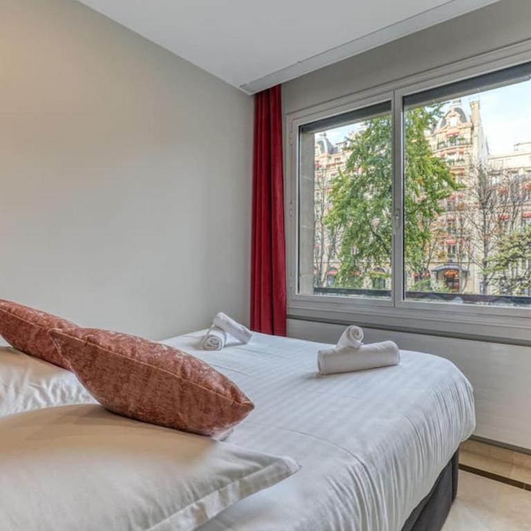 Montaigne Executive Suite - Two-Bedroom Apartment - 6