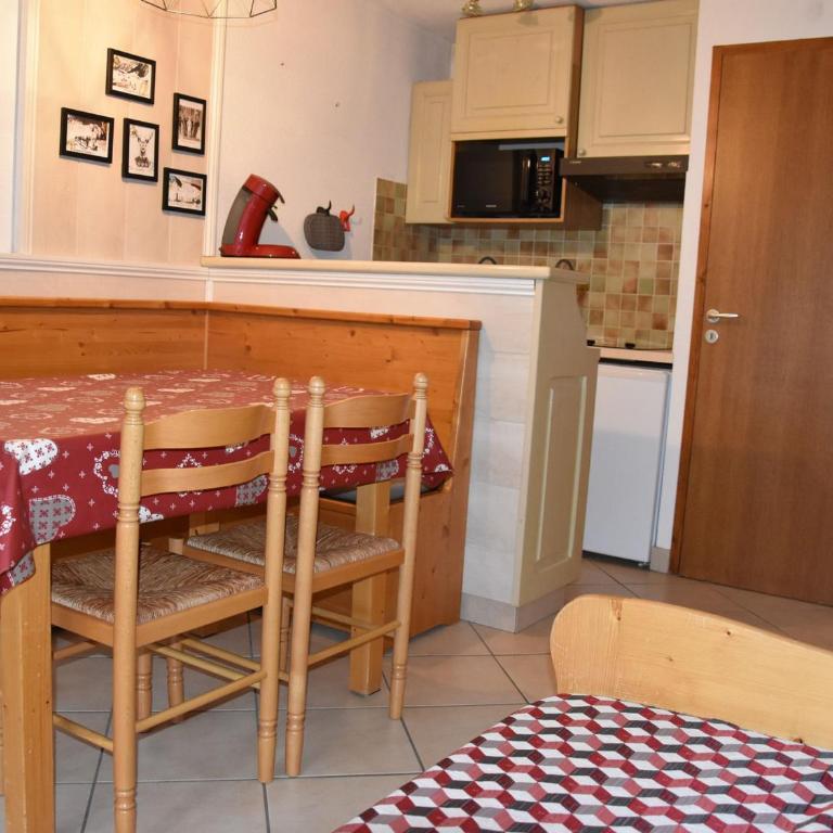 Joli 2 pièces avec terrasse et piscine chauffée - FR-1-464-178 - Appartement 1 Chambre - 10