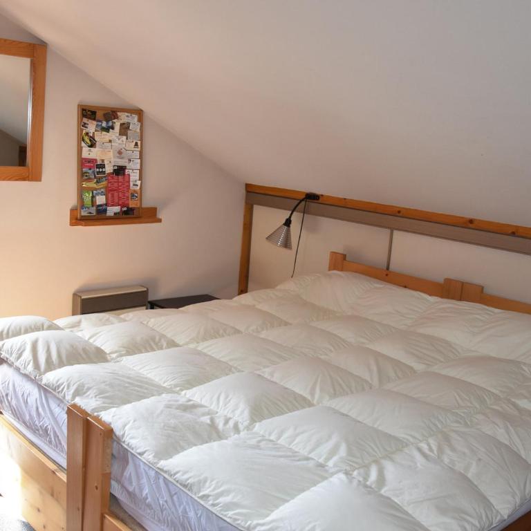 Appartement 4 pièces ensoleillé, balcon sud, près du téléphérique - FR-1-464-193 - Three-Bedroom Apartment - 3
