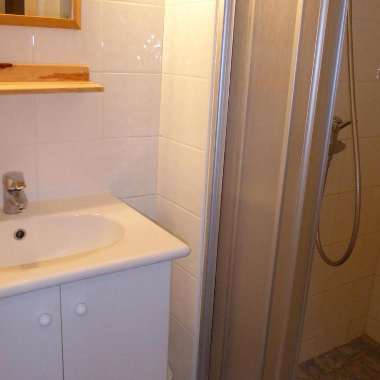 Chalet paisible avec terrasse et animaux admis, 4 pers. - FR-1-464-184 - Appartement 1 Chambre - 7