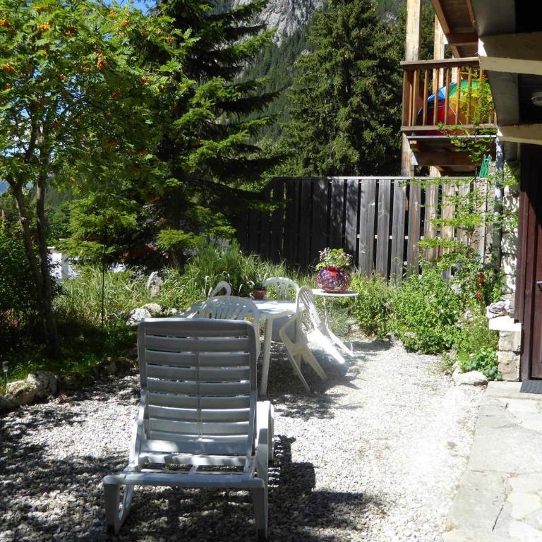 Chalet paisible avec terrasse et animaux admis, 4 pers. - FR-1-464-184 - Appartement 1 Chambre - 11