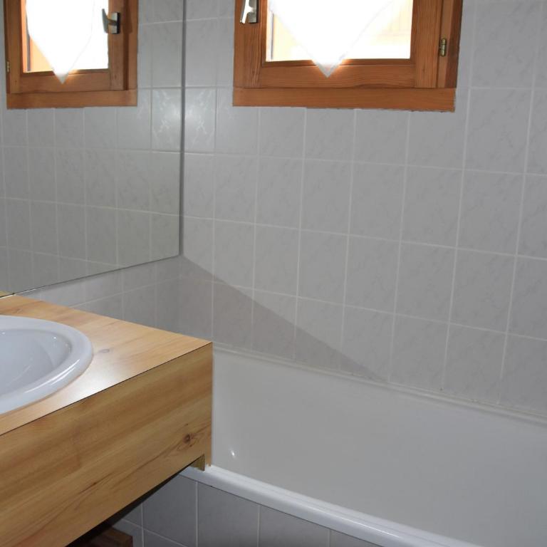 2 Pièces chaleureux, proche pistes, 6 pers. - FR-1-464-62 - Appartement 2 Chambres - 7