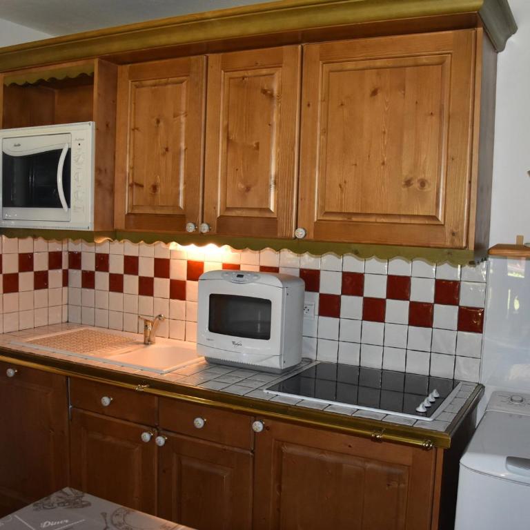 Appartement avec jardin, idéal pour famille, proche pistes - FR-1-464-68 - Appartement (4 Adultes) - 10