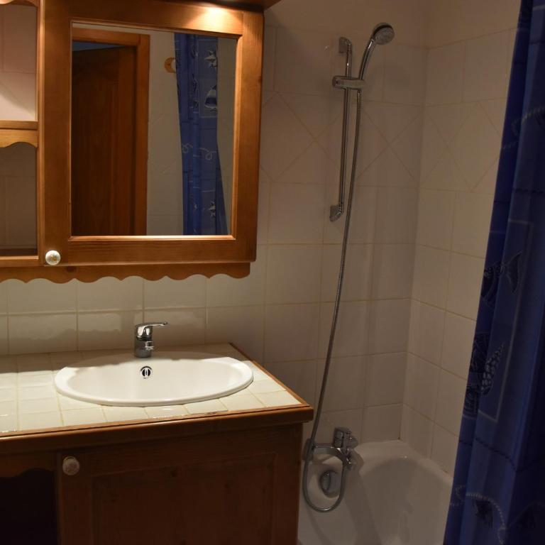 Appartement avec jardin, idéal pour famille, proche pistes - FR-1-464-68 - Appartement (4 Adultes) - 11