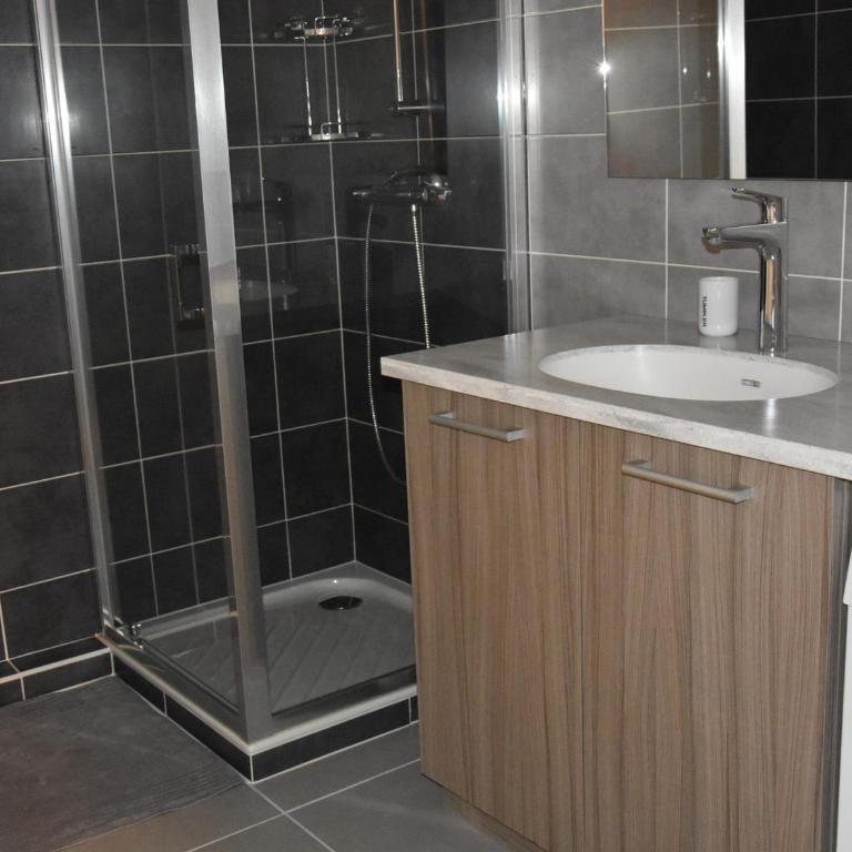 Appartement Contemporain avec Terrasse Sud, Proche Centre et Navette Courchevel - FR-1-464-81 - One-Bedroom Apartment - 8