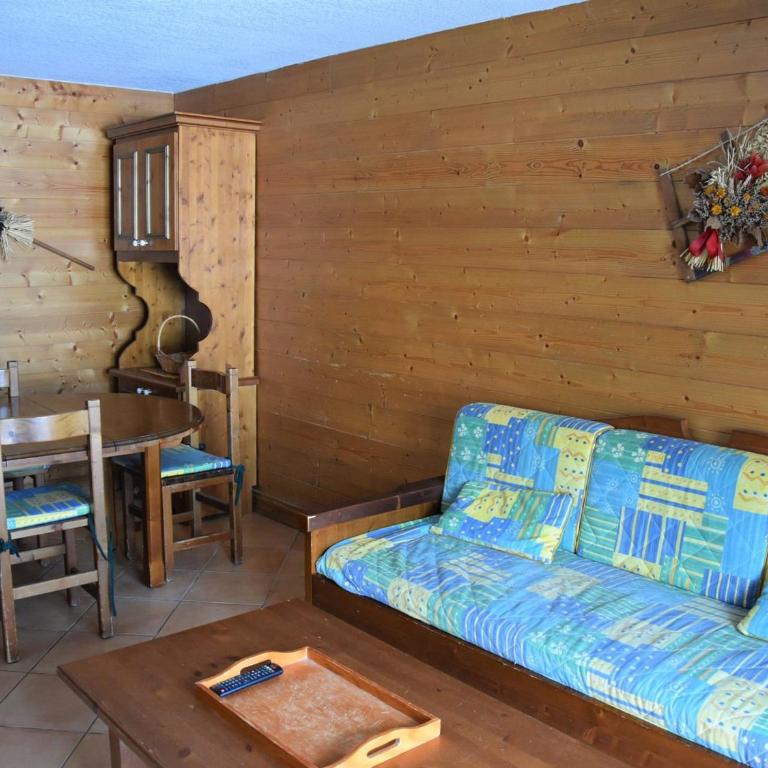 Appartement 3 Pièces, Rez-de-Jardin, Parking - FR-1-464-85 - Apartamento de 2 dormitorios - 4