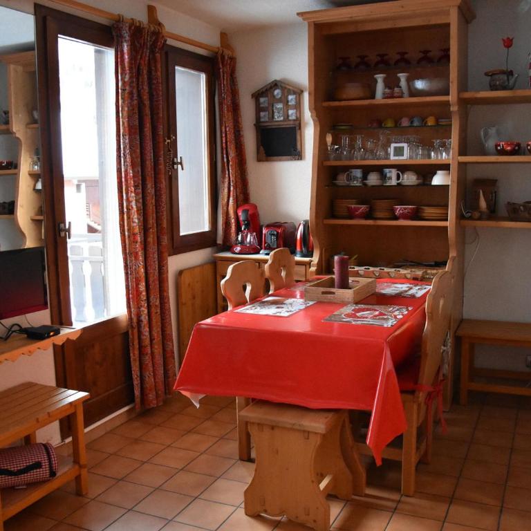 Appartement cosy et lumineux, 2 pièces, proche pistes, 4 personnes - FR-1-464-93 - Appartamento con 1 Camera da Letto - 6