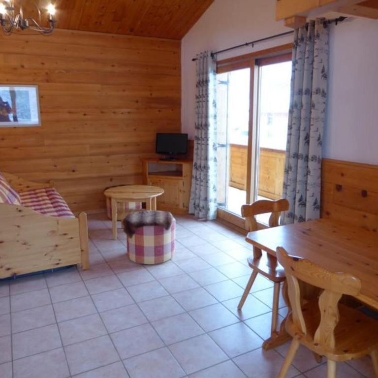 Dernier étage chalet, 3 pièces, 6 pers, proche pistes - FR-1-464-106 - Apartamento de 2 dormitorios - 3