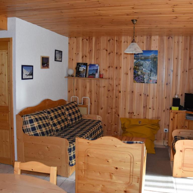 Proche télécabine - Terrasse et animaux acceptés - FR-1-464-128 - Appartement 2 Chambres - 3