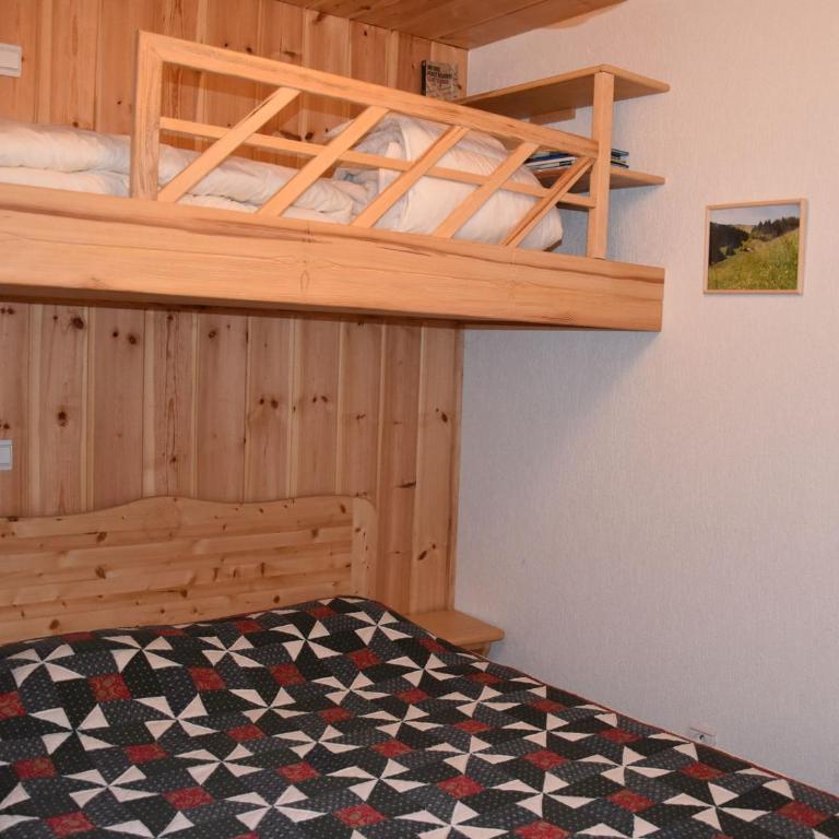 Proche télécabine - Terrasse et animaux acceptés - FR-1-464-128 - Appartement 2 Chambres - 8