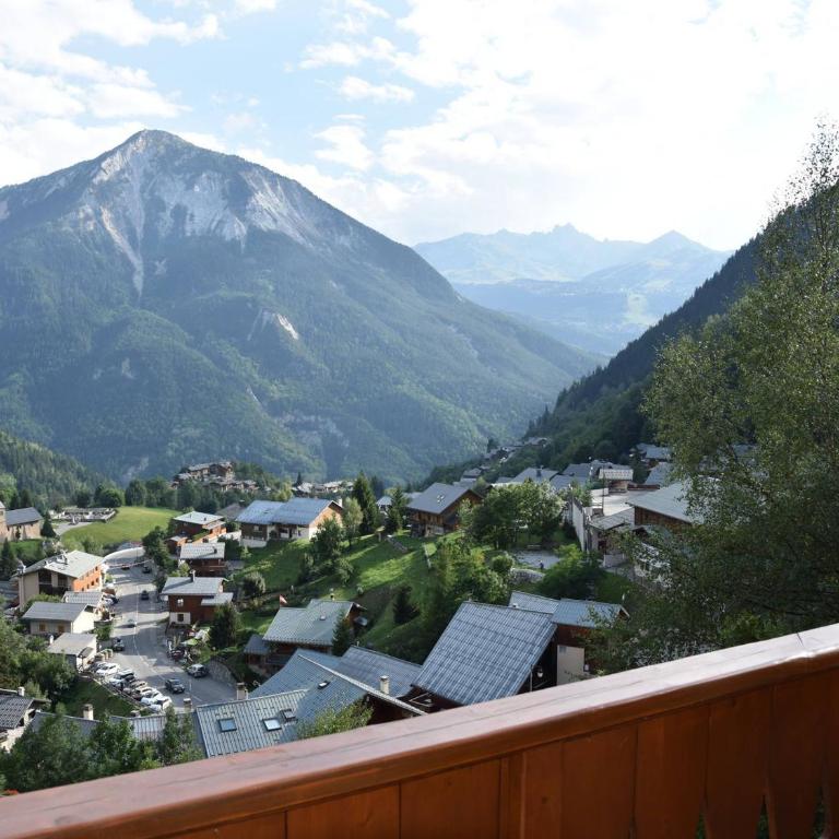 Proche télécabine - Terrasse et animaux acceptés - FR-1-464-128 - Appartement 2 Chambres - 10