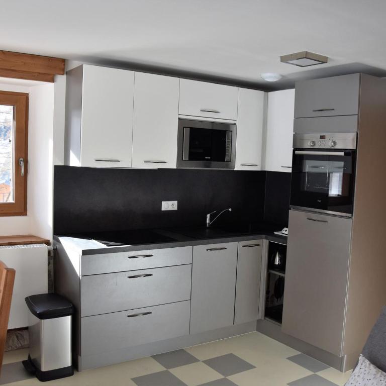 Beau 2 pièces neuf dans chalet à Pralognan - 4 pers - FR-1-464-142 - Apartamento de 1 dormitorio - 5