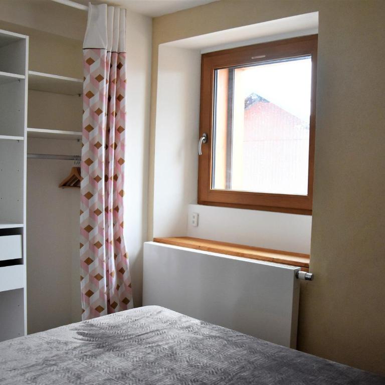 Beau 2 pièces neuf, balcon sud, idéal 4 pers. - FR-1-464-141 - One-Bedroom Apartment - 6