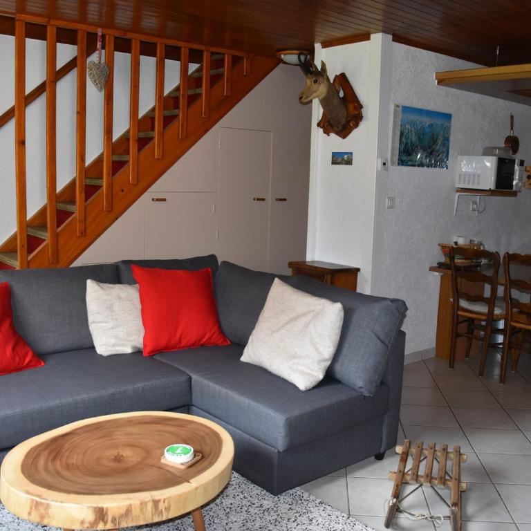 Chalet mitoyen avec jardinet, 3 pièces, 6 personnes - FR-1-464-8 - Chalet 2 Chambres - 1