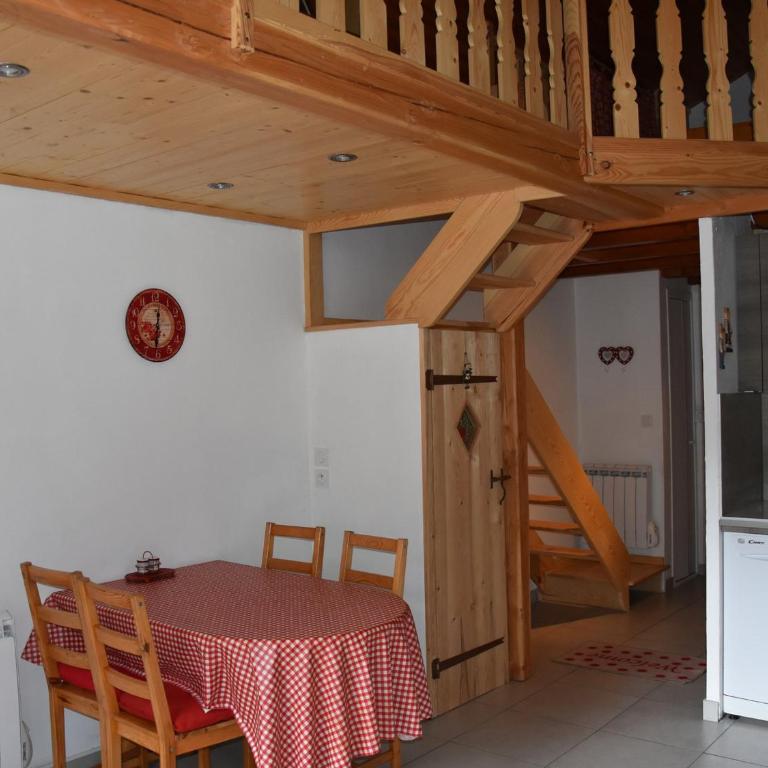 Studio mezzanine à Champagny, 4 pers, balcon sud - FR-1-464-17 - Appartement 1 Chambre - 4