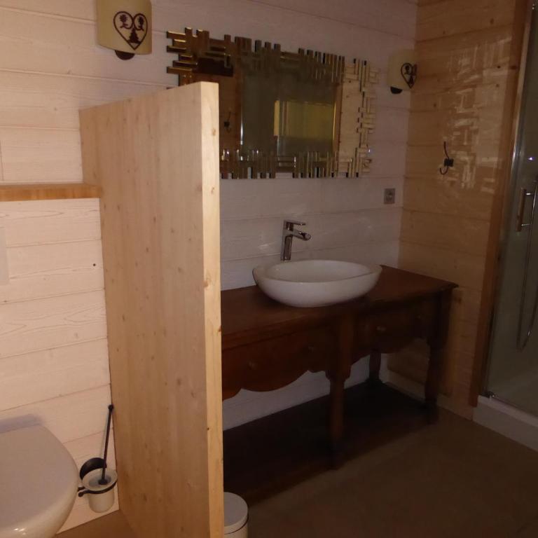 Chalet avec terrasse et parking privé, proche téléphérique - FR-1-464-29 - Appartement 2 Chambres - 10