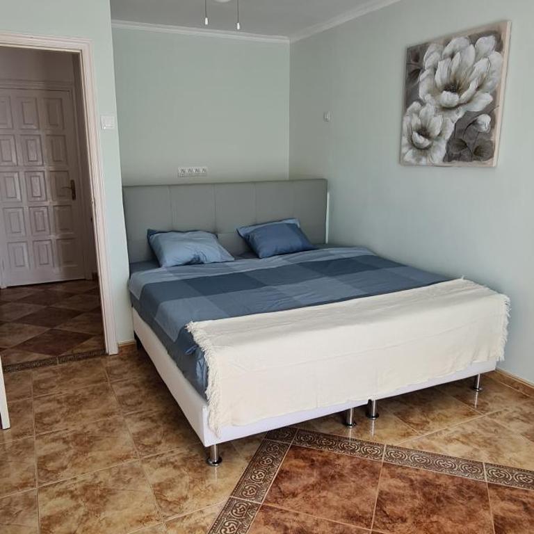 Casa Mia - Two-Bedroom Apartment - 27