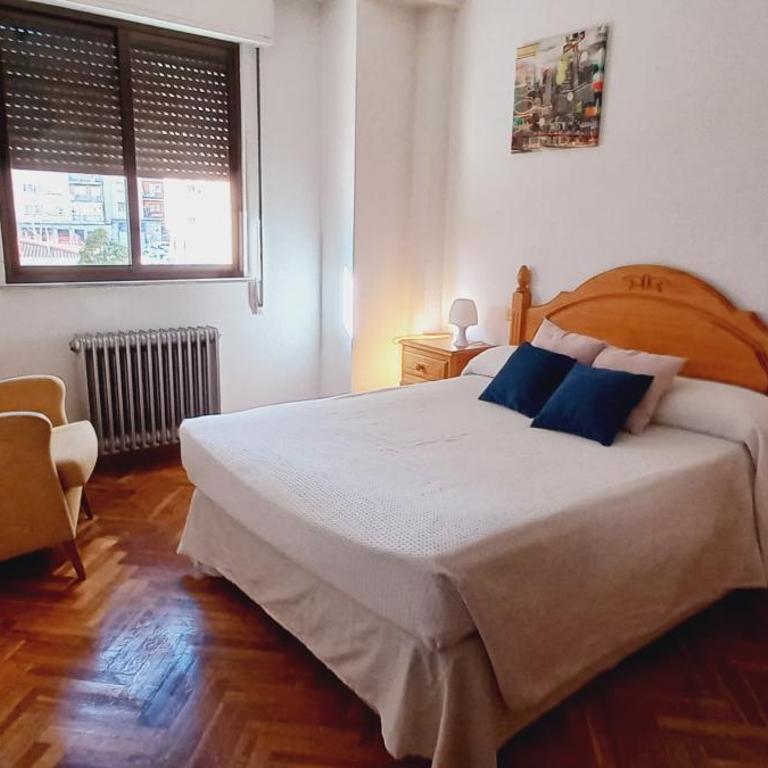 Imperial, 9 - Three-Bedroom Apartment - 6