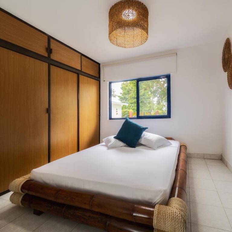 Finca privada exclusiva con piscina y jacuzzi Ideal para grupos y celebraciones en Montenegro - Casa de 4 dormitorios - 8
