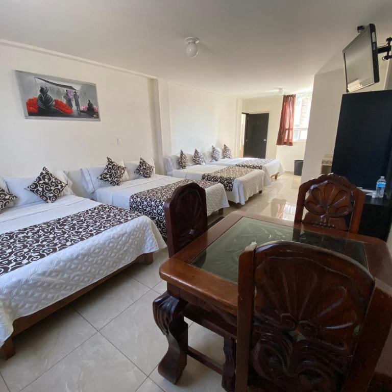 Hotel Royal Puebla - Habitación cuádruple - 4