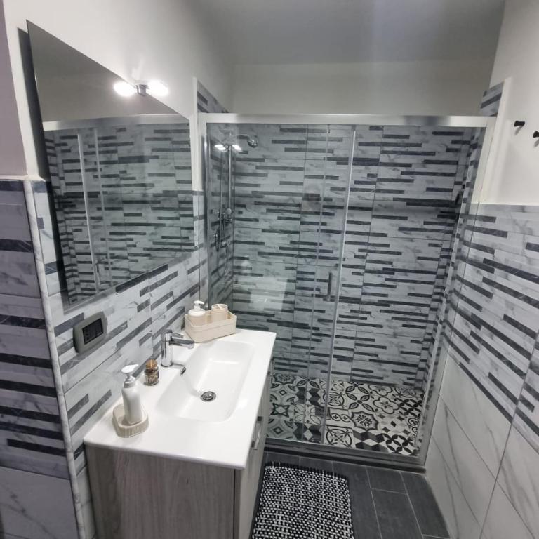 Casa Fortuna - Two-Bedroom House - 25