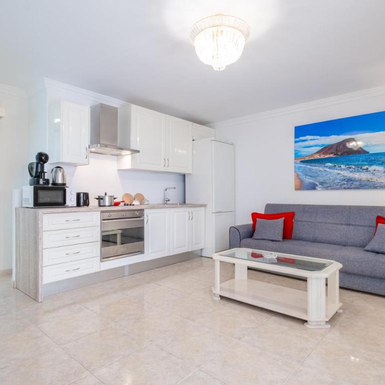 La Maricita Cristianos - Beach Front & Sea View Only Adult - Apartamento con vistas al mar - 6