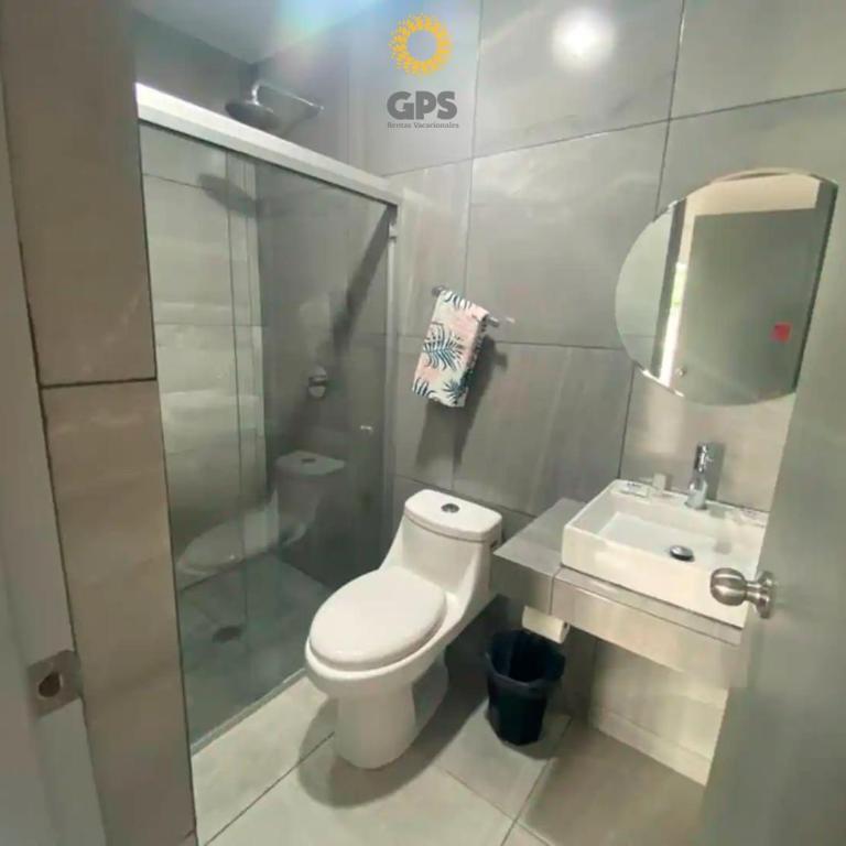 hermoso depa con vista a la marina by G P S rentas - Two-Bedroom Apartment - 24