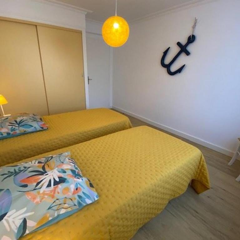 Appartement rénové 85m2, terrasse, parking, face à plage - FR-1-494-149 - Apartment - 5