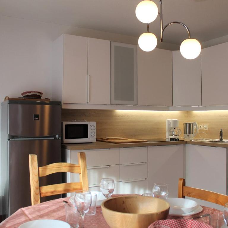 Appartement cosy 2 pièces avec coin nuit, 6 couchages, à 100m des pistes et commerces à Vars - FR-1-330B-207 - Apartamento - 5