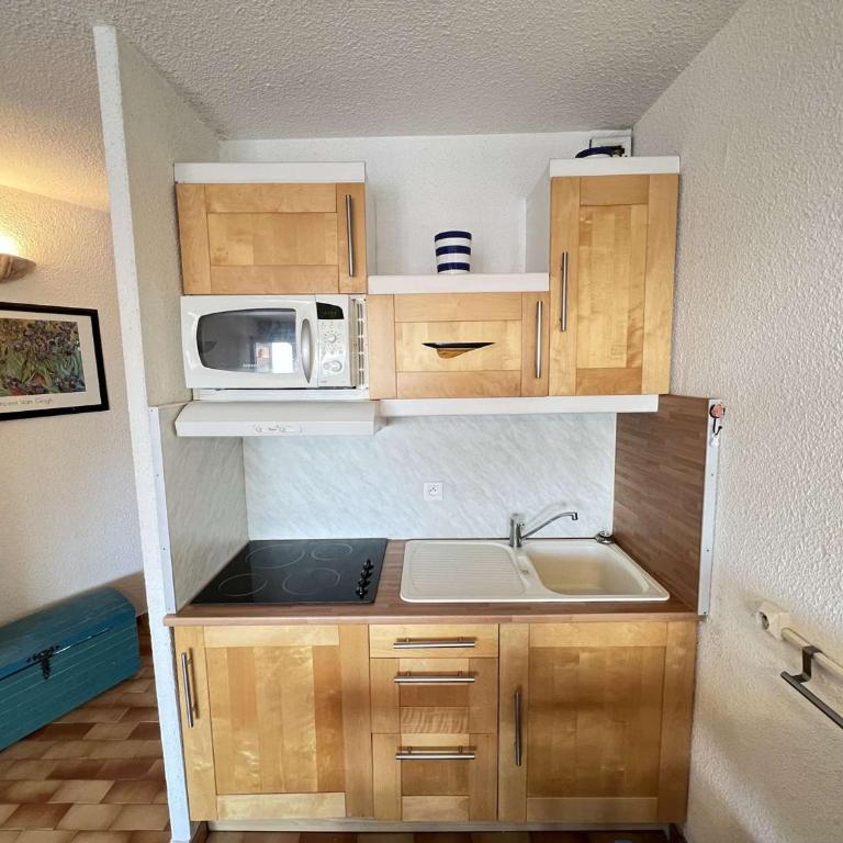 Studio cabine avec piscine, parking, lave-linge, quartier calme à Cap d'Agde - FR-1-702-39 - Monolocale - 5