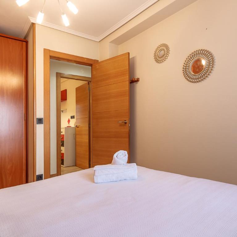 Fika, Vivienda Turística Urbana con Wifi - Apartamento de 3 dormitorios - 3