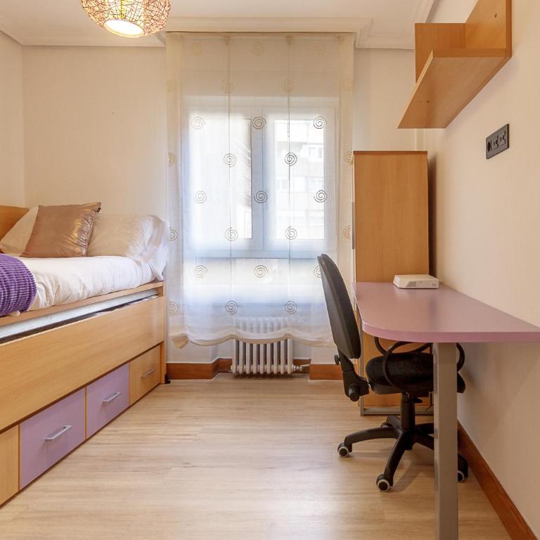Fika, Vivienda Turística Urbana con Wifi - Apartamento de 3 dormitorios - 13