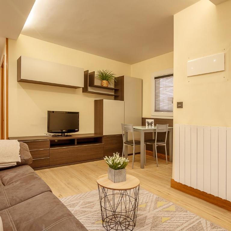 Fika, Vivienda Turística Urbana con Wifi - Apartamento de 3 dormitorios - 14