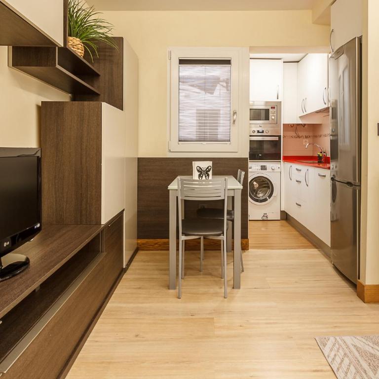 Fika, Vivienda Turística Urbana con Wifi - Apartamento de 3 dormitorios - 16