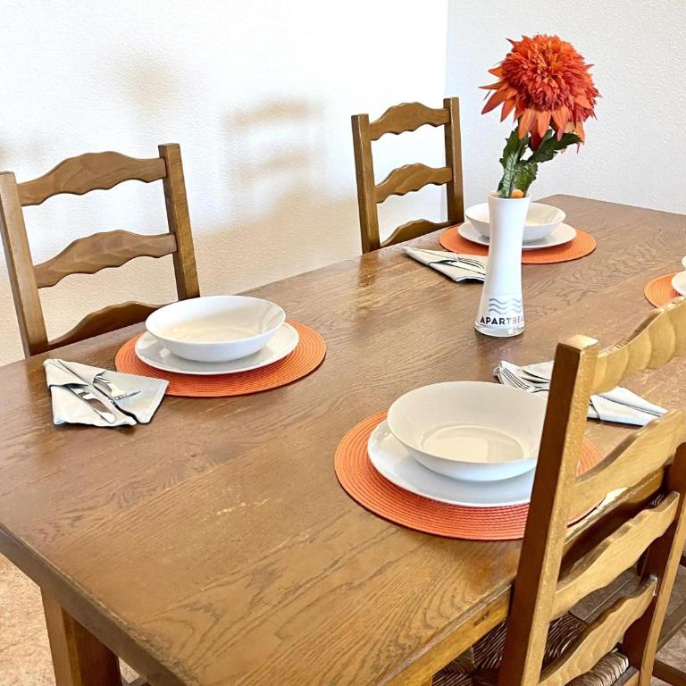 APARTBEACH LOS RISCOS y RESIDENCIAL - Apartment with Pool View - 98