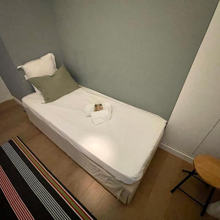 La Mirandole by Connexion - Three-Bedroom Apartment - 24