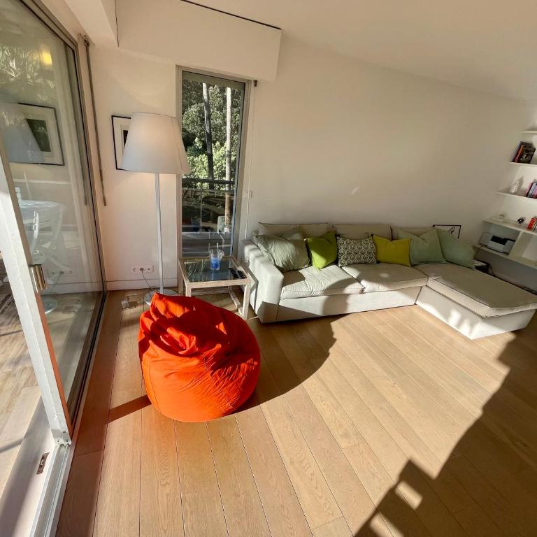 La Mirandole by Connexion - Three-Bedroom Apartment - 17