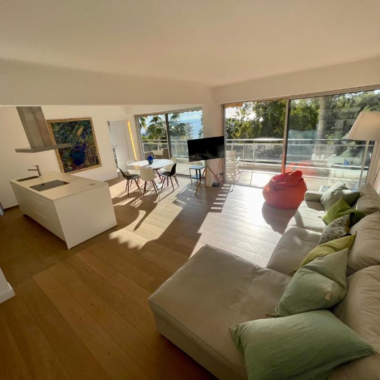 La Mirandole by Connexion - Three-Bedroom Apartment - 25