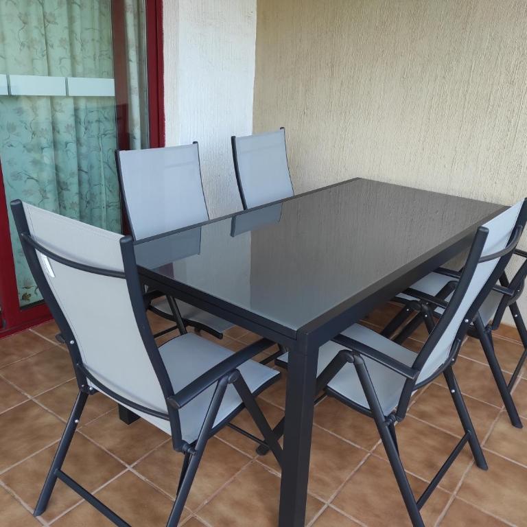 C101 Los Balandros - Two-Bedroom Apartment - 55