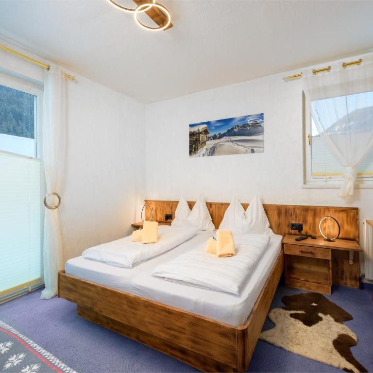 Landhaus Josefa - Two-Bedroom Apartment with Balcony and Mountain View - 2
