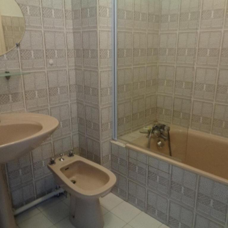 Studio en Centre-Ville d'Arcachon avec Balcon, Parking Privé et Wi-Fi, à 300m de la Plage - FR-1-374-28 - Studio - 4