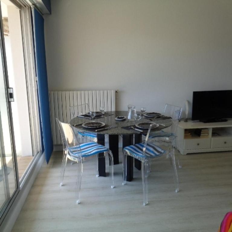 Studio en Centre-Ville d'Arcachon avec Balcon, Parking Privé et Wi-Fi, à 300m de la Plage - FR-1-374-28 - Studio - 5