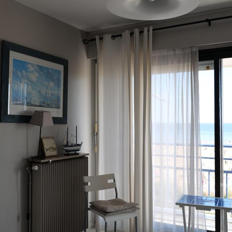 Appartement T2 en front de mer avec balcon, garage et ascenseur, Les Sables-d'Olonne - FR-1-197-475 - Apartment (4 Adults) - 8
