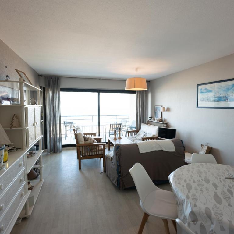 Appartement T2 en front de mer avec balcon, garage et ascenseur, Les Sables-d'Olonne - FR-1-197-475 - Apartment (4 Adults) - 25
