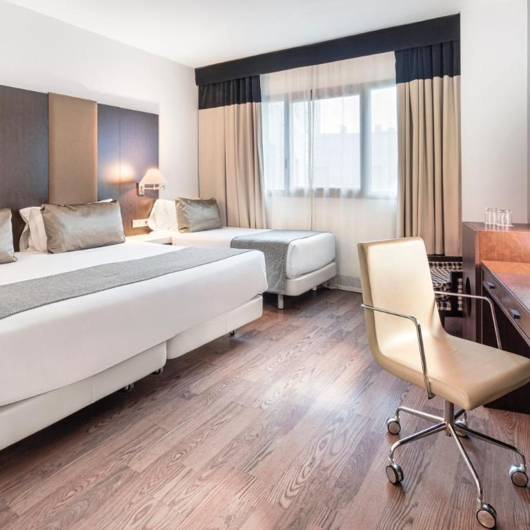 Catalonia El Retiro - Triple Room (3 Adults) - 4
